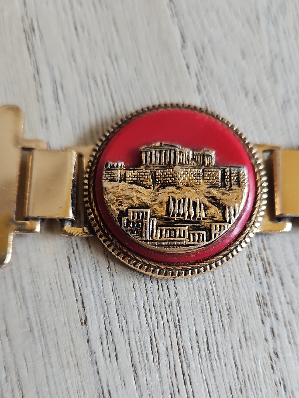Gold-Tone Bracelet with Red Medallions and Historical Scenes Greece Rome Vintage - Picture 4 of 9